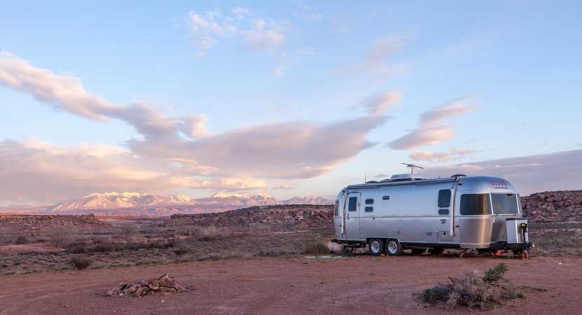 Mobile Home Dealers